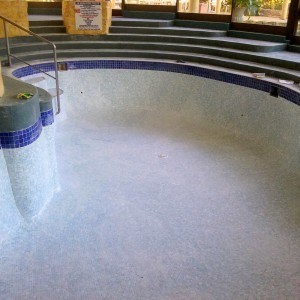 Mandurah Silver Sand Hotel Pool Tiling (2)