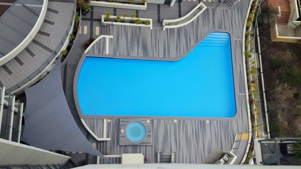 Pool Tiles, Paint and Decking Avena Apartments Rivervale (2)